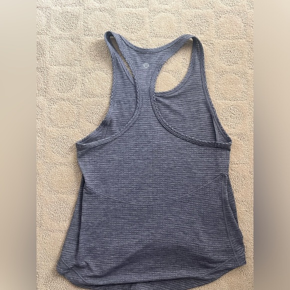 Lululemon gray tank top - Picture 3 of 4